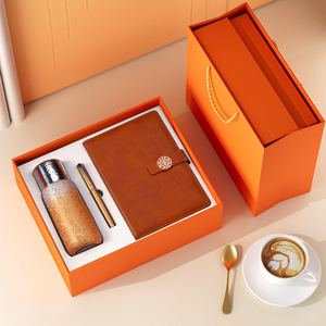 Set de Regalo Personalizado con Cuaderno A5, Bolígrafo y Botella de Agua en Caja Ejecutiva para Bienvenida de Empleados, Regalos para Clientes, Programas y Eventos Corporativos - Product Image 1