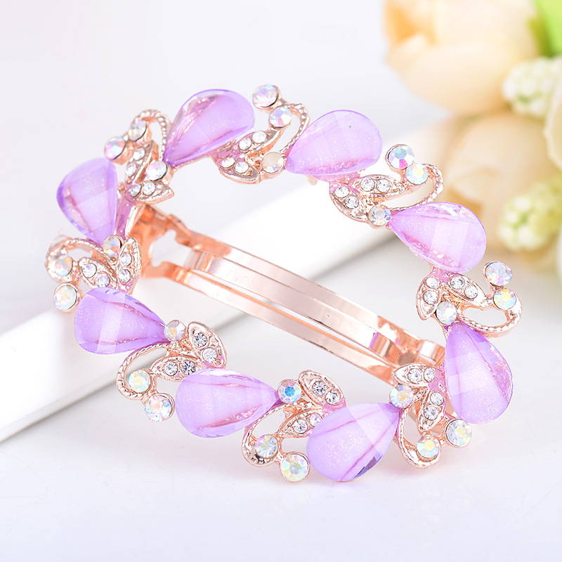 704 สีม่วง
