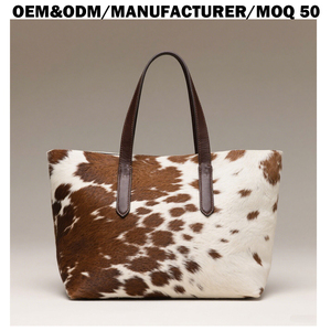 Borsa Tote in <span class=keywords><strong>Vera</strong></span> <span class=keywords><strong>Pelle</strong></span> di Vacca con Stampa Animale Personalizzata dal Produttore per Donne - Product Image 1