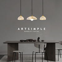Ensemble de luminaires suspendus en albâtre naturel en forme de dôme |   Lampe suspendue LED en laiton doré pour îlot de cuisine