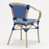 Chaises de bistrot en rotin tressé d'extérieur européennes en gros d'usine avec cadre en aluminium blanc et bleu pour patio et salle à manger