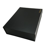 Boîte cadeau rigide magnétique noire personnalisée en gros avec laminage mat et insert en mousse pré-découpé pour bouteilles de vin et verres