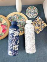 Nouveauté 2026 : Ensemble cadeau William Morris avec dessous de verre et porte-bouteille pour la maison et la vie quotidienne