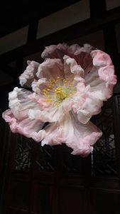 L-002 Cabeza de Flor de Organza Extra Grande Personalizable para Decoración de Bodas, Ambiente Festivo, Decoración de Ventanas y Fiestas - Product Image 6
