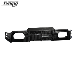 Kit <span class=keywords><strong>carrosserie</strong></span> complémentaire en carbone sec style B pour Porsche 911 Carrera 992.1 : Lame avant, diffuseur arrière, garnitures de spoiler et évents des jupes latérales - Product Image 3
