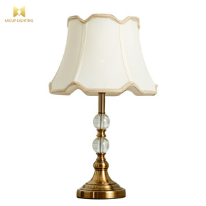 Cristallo europeo di lusso moderno oro + tonalità bianca LED telecomando camera da letto lampada da comodino semplice creativo Hotel decorativo - Product Image 4