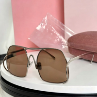 Nouvelles Lunettes de Soleil Tendance en Métal Doré Dégradé Polarisées UV400 de Haute Qualité, Monture Carrée Unisexe, Verres PC Multi-usages, Vente en Gros