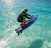 Planche de surf électrique à propulsion par jet en fibre de carbone, étanche, batterie 72V, corps haute résistance pour une navigation rapide sur l'eau et des divertissements aquatiques