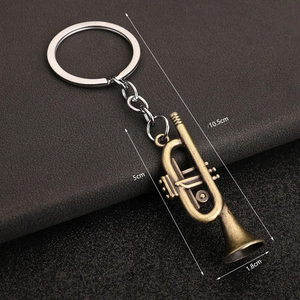 LLavero de Mini Instrumentos Musicales Vintage Creativo, Clarinete, Saxofón, Cuerno en Aleación de Zinc, Joyería de Coche, Llavero de Regalo - Product Image 6