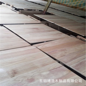 Solid Wood Boards Rectangular <b>Outdoor</b> <b>Folding</b> <b>Table</b> Iron Frame Customizable Size For Street Vendors - Product Image 5