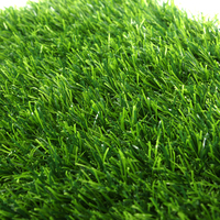 Gazon artificiel synthétique en rouleau pour extérieur et jardin, design football, populaire en Asie du Sud-Est, en stock