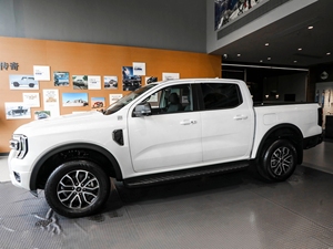 ฟอร์ด เรนเจอร์ ไวล์ดแทรค 2.3T ดีเซล 8AT 4WD 186 แรงม้า ปี 2025 รถกระบะแบบดับเบิ้ลแค็บ |   รถยนต์พลังงานใหม่พวงมาลัยซ้ายมือสองจากจีน - Product Image 2