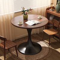 Ensemble de tables basses XI MU en métal moderne avec panneaux en verre trempé pour petits appartements - Tables d'appoint et canapé de luxe