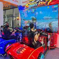 TOPWAY Colorful Park Simulateur de course automobile en anglais, machine de jeu d'arcade dynamique à quatre écrans, à monnayeur, pour divertissement