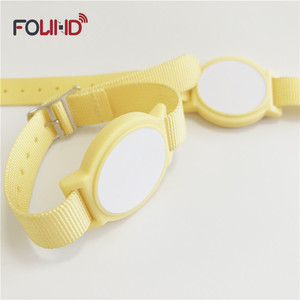 Thông Minh Đọc Viết 213 215 216 Không Thấm Nước Tùy Chỉnh Thiết Kế Tamper Bằng Chứng <span class=keywords><strong>RFID</strong></span> Locker Với Ban Nhạc Cổ Tay Cho Thành Viên Quản Lý - Product Image 2