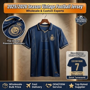 Maillots de football rétro 25-26 pas chers, prix de gros, uniformes de football courts 2026 pour la liquidation de saison, directement de l'usine - Product Image 1