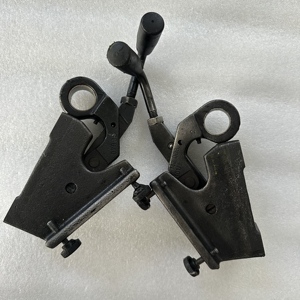 ER original used Ink Roller Swing Arm Assembly L2.008.104 with M2.008.101 M2.008.102 M2.008.107 and 00.580.4082 Adjustment Knob - Product Image 2