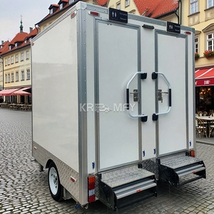 Baño Móvil de Lujo VIP con 2 Cabinas, Remolque de Baño Portátil Conveniente, Remolque de Baño Negro para Exteriores - Product Image 3