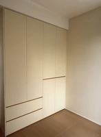 Armoire de plain-pied de luxe moderne Style simple Pas cher Conception personnalisée Meubles de maison MDF pour hôtel Dressing Chambre à coucher Accessoire