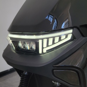Scooter Eléctrico de Alto Rendimiento 72V 20Ah 1500W Motor sin Escobillas Iluminación LED para Desplazamientos Unisex Negro Rojo Blanco Azul Verde Amarillo - Product Image 1