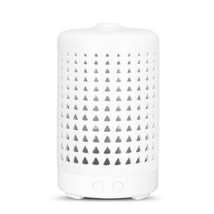 Diffuseur d'arômes et humidificateur 0,5L, alimenté par USB, type brume, pour usage domestique et commercial - Product Image 1