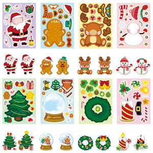 Adorables autocollants de Noël pour enfants : Père Noël, Bonhomme en pain d'épices, Renne – Lot d'autocollants festifs pour récompenses, emballage cadeau et faveurs de fête - Product Image 1