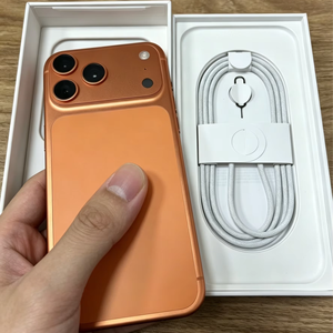 ลดราคาพิเศษ มือถือมือสองคุณภาพเยี่ยม ขนาด 6.9 นิ้ว รุ่น 17 Pro Max 5G ปลดล็อคแล้ว ของแท้ - Product Image 2