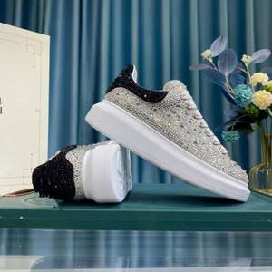 Zapatillas MoQueen Blancas de Verano para Mujer con Plataforma, Auténticas, con Suela Gruesa Plateada, Parte Superior de Piel de Vacuno y Piel de Oveja, Disponibles en Stock - Product Image 3