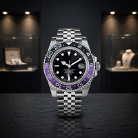 Montre de plongée analogique avec bracelet Jubilee noir et violet, logo S, mouvement NH35, résistance à l'eau 50 bars, verre saphir, acier inoxydable