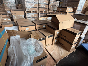 <span class=keywords><strong>UPS</strong></span> <span class=keywords><strong>Eaton</strong></span> 9PX6KIPM31 <span class=keywords><strong>6KVA</strong></span> 5400W 380V Online de Doble Conversión, Trifásico, Onda Sinusoidal Pura, Montaje en Rack - Product Image 5