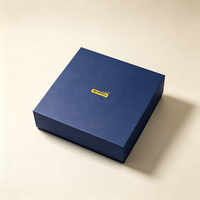 Boîte cadeau rigide de luxe personnalisée, rectangulaire, en carton bleu, pour bijoux, montres, avec logo, cadeau d'affaires, éponge dorée, laminage mat