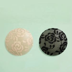 Couvre-mamelon en dentelle de silicone nouvel <span class=keywords><strong>ensemble</strong></span> de sucette accessoires de sous-vêtements pour femmes patchs de mamelon invisibles sexy - Product Image 1