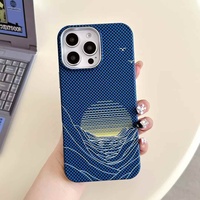Coque de téléphone texturée en fibre de carbone pour iPhone 13 14 15 16 17 Pro Max 17 Air Thin PC givré magnétique antichoc