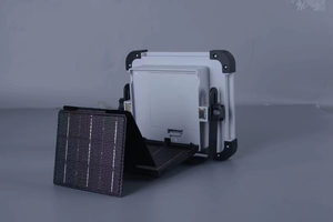 ไฟสปอร์ตไลท์ LED พลังงานแสงอาทิตย์แบบพกพา 60W ปรับความสว่างได้ 5 ระดับ วัสดุ ABS สำหรับใช้งานในสวน มาตรฐานกันน้ำ IP66 ขายดีสำหรับใช้งานกลางแจ้ง - Product Image 4