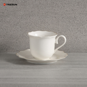 <span class=keywords><strong>Service</strong></span> de table en porcelaine fine en céramique, 16, 32 ou 60 pièces, en forme de fleur, emballage personnalisé, pour 12 personnes - Product Image 5