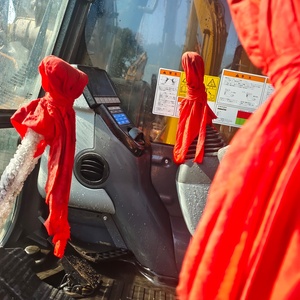 รถขุดไฮดรอลิกแบบตีนตะขาบ Komatsu PC220 มือสอง รุ่นปี 2024 น้ำหนัก 22 ตัน เครื่องยนต์ 123 กิโลวัตต์ พร้อมเกียร์ ปั๊ม สภาพดี - Product Image 4