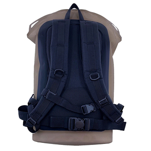 Sac à dos étanche et durable pour l'extérieur avec dos rembourré et ceinture de maintien, sac de randonnée léger de 34 L pour les amateurs de rafting - Product Image 5