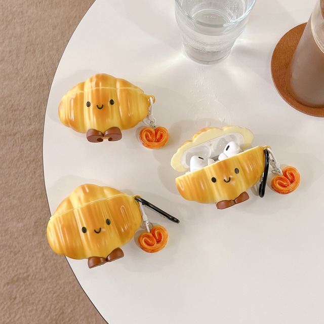 Simulation Food 3D Croissant Bread Silicone Case for Airpods 4/3/2/1 Pro 2 Dirt-Resistant & Shockproof Earphone Cover