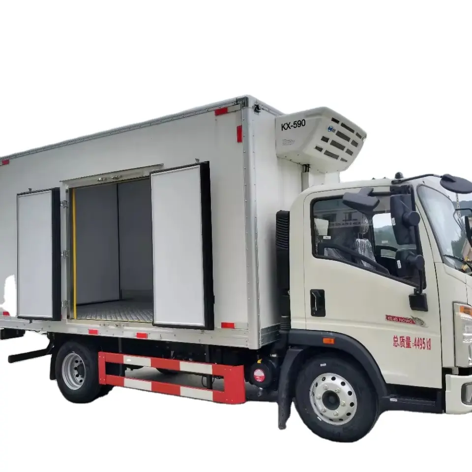 高性能SINOTRUK冷蔵トラック冷凍庫バンボックストラック肉果物野菜輸送用