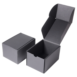 קופסת קרטון גלי קטנה שחורה מלכותית בהתאמה אישית עם לוגו, מתקפלת, עם ריפוד ספוג, הטבעה נוצצת, לאריזת מתנות למשלוח בדואר - Product Image 6