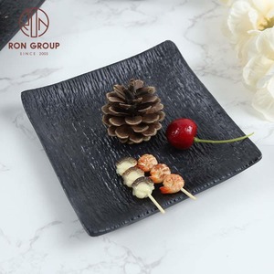 Juego de <span class=keywords><strong>vajilla</strong></span> japonesa de alta calidad, plato de <span class=keywords><strong>Melamina</strong></span> negra, juegos de <span class=keywords><strong>vajilla</strong></span> de lujo para restaurante, fiesta y boda, venta al por mayor - Product Image 6
