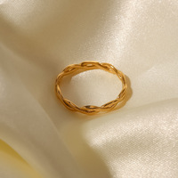 Bague fine creuse double couche en acier inoxydable inaltérable de haute qualité, bijou de mariage tendance au design minimaliste, cadeau pour femme