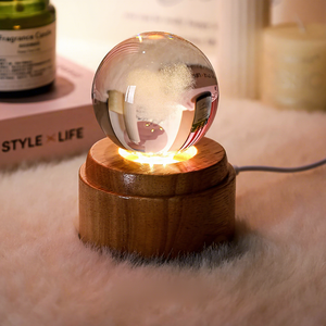 Veilleuse LED USB à boule de cristal sur base rotative en verre, rechargeable, IP55, décorative pour chambre d'enfant, Saint-Valentin, à intensité variable - Product Image 2