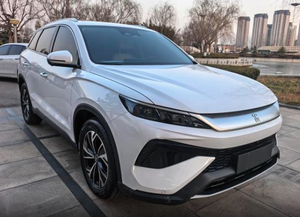 Song Pro DM 2025 de Segunda Generación, Conducción Inteligente, 115KM Transcend, Híbrido Enchufable, 1.5L, 5 Asientos, SUV Compacto con Tracción Delantera - Product Image 2