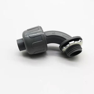 Conector de PVC en ángulo de 90 grados con rosca NPT de 1/2 pulgada para conexión de manguera - Product Image 1