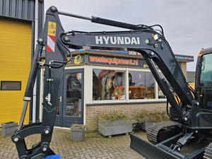 Nueva excavadora sobre orugas HX60PRO de 6 toneladas con bomba hidráulica Excavadora Hyundai que incluye piezas de repuesto - Product Image 6
