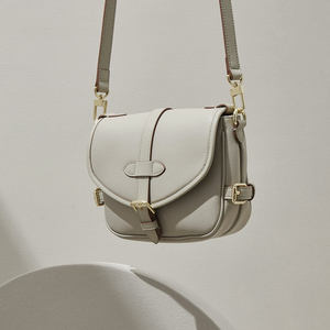 Sac bandoulière en cuir véritable pour femme, très tendance, sacoche de bras à la mode pour femme - Product Image 5