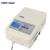 Régulateur de tension monophasé entièrement automatique Chint 3000W 220V CA avec correction du facteur de puissance 50/60Hz et affichage numérique anti-surtension