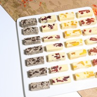 Bonbons doux au nougat de qualité supérieure en gros-Collations OEM personnalisables au nougat au chocolat pour vente en gros, Sweet Party Favors