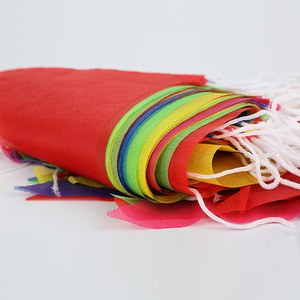 ธงสามเหลี่ยม แบนเนอร์โพลีเอสเตอร์แบบมีเชือก สำหรับตกแต่งงานปาร์ตี้ งานอีเว้นท์ สีสันปรับแต่งได้ - Product Image 3